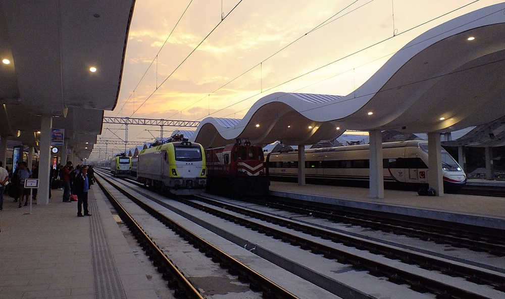 Eskişehir'de Ulaşım Eskişehir Garı ve Tramvay Sistemi