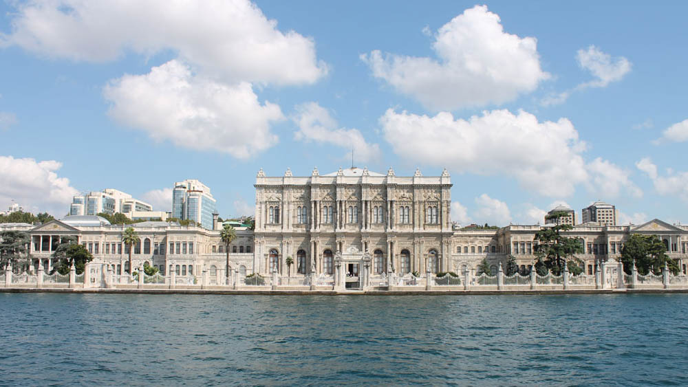 İstanbul'un En İyi 10 Görülmesi Gereken Yeri Dolmabahçe Sarayı