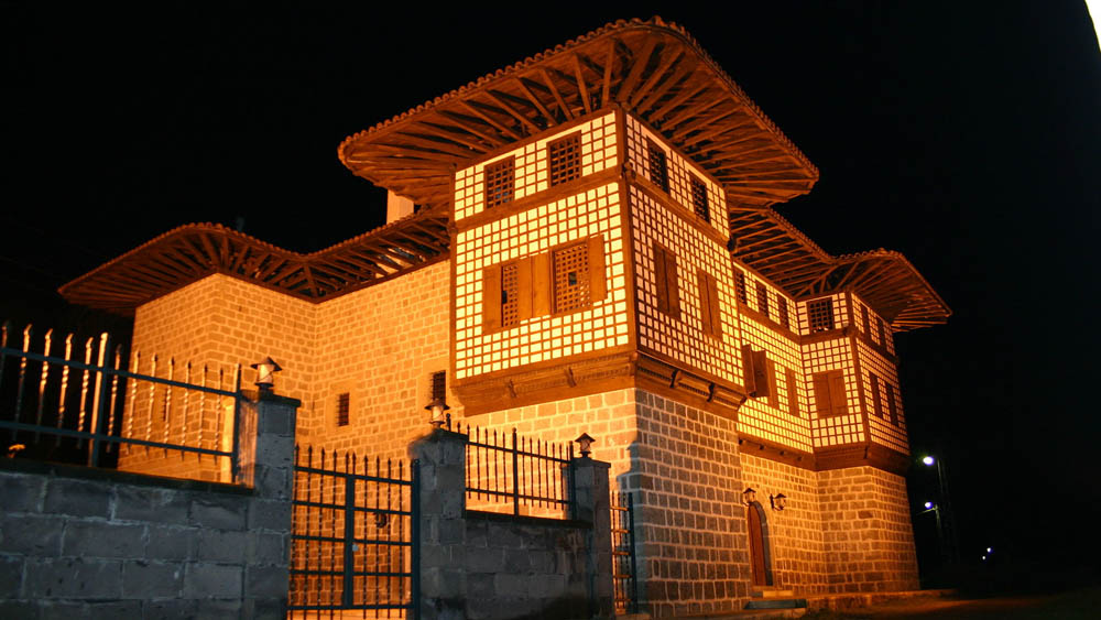 Sürmene Konakları Karadeniz'in Önemli Turistik Yerleri