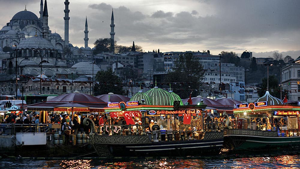 İstanbul Seyahati Rehberi Mutlaka Görmeniz Gereken 30 Yer 10 Eminönü
