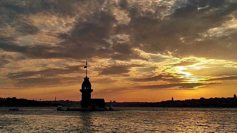 İstanbul Seyahati Rehberi Mutlaka Görmeniz Gereken 30 Yer 19 Kız Kulesi