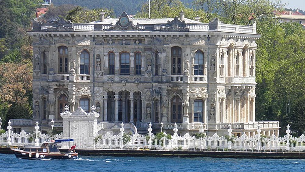 İstanbul Seyahati Rehberi Mutlaka Görmeniz Gereken 30 Yer 27 Beylerbeyi Sarayı