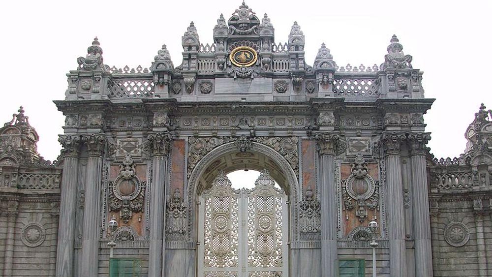 İstanbul Seyahati Rehberi Mutlaka Görmeniz Gereken 30 Yer 7 Dolmabahçe