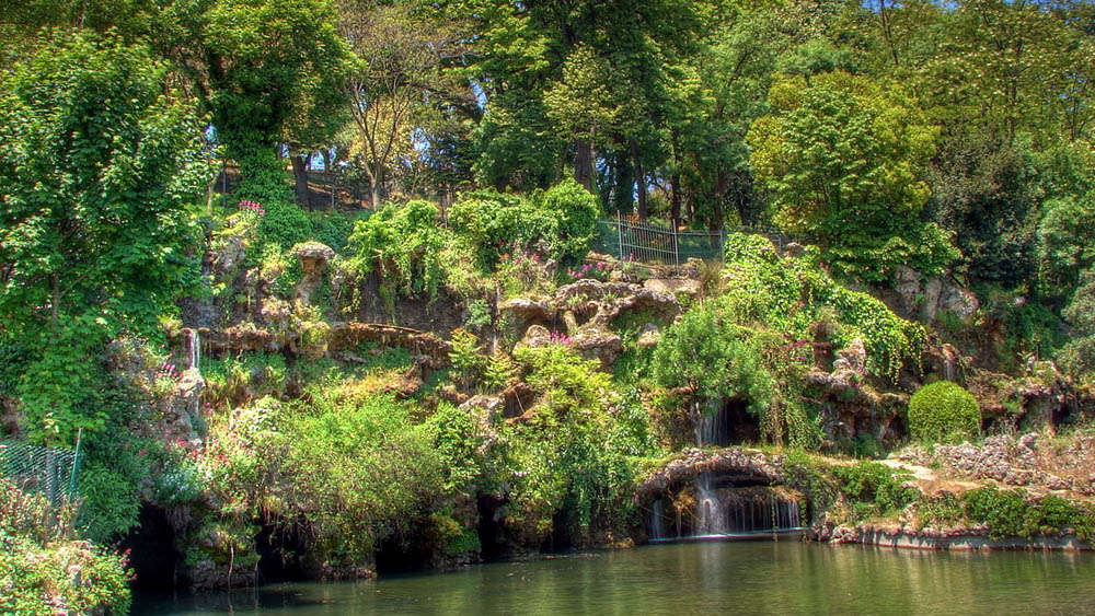 İstanbul'un Saklı Bahçeleri Emirgan Korusu ve Yıldız Parkı 1