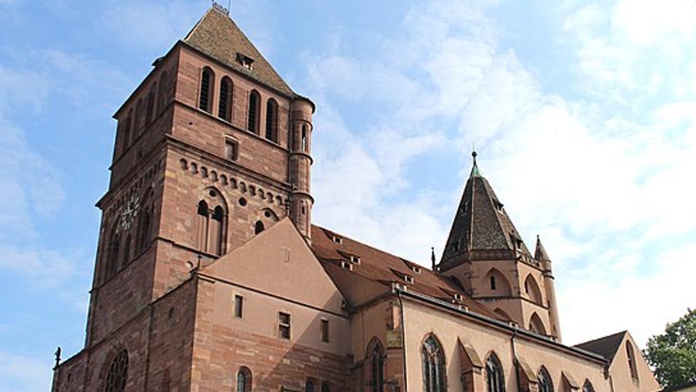 Strasbourg Seyahati Rehberi Mutlaka Görmeniz Gereken 30 Yer 24 St. Thomas Kilisesi Gotik Mimarisi ve Güzel Vitray Pencereleriyle Ünlü Bir Kilise