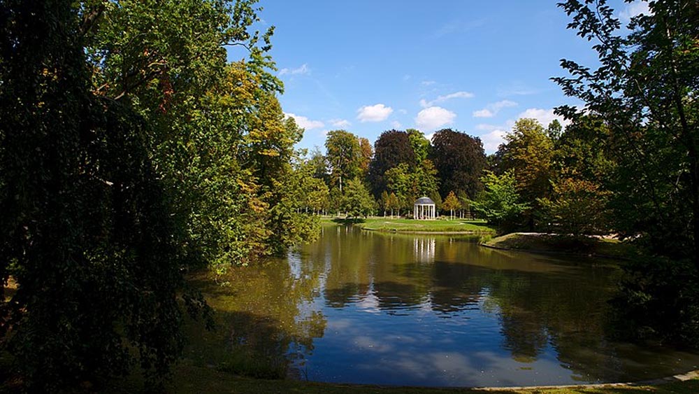 Strasbourg Seyahati Rehberi Mutlaka Görmeniz Gereken 30 Yer 8 Parc de l'Orangerie Yeşillikler İçinde Piknik ve Doğa Yürüyüşleri İçin İdeal Bir Park