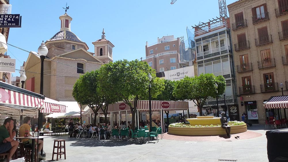Murcia Gezi Rehberi Gezilecek Yerler Listesi 9 La Plaza de las Flores