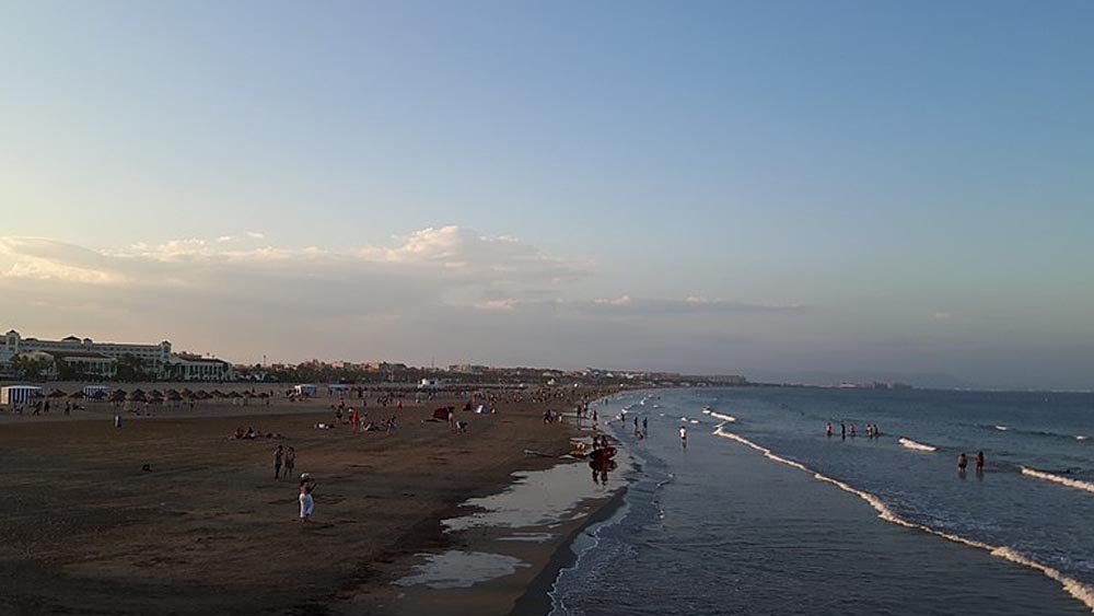 Valensiya Gezi Rehberi Gezilecek En Güzel Yerler Listesi 7 Malvarrosa Plajı